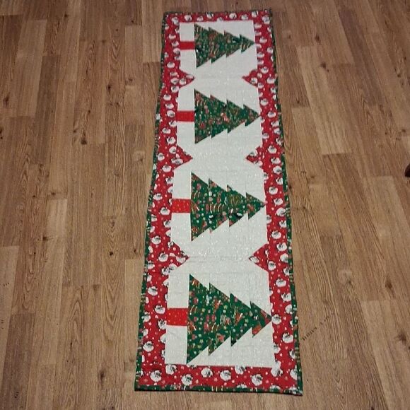 Table Runner Festive Christmas Tree, Snowflake Quilted New 56" X 14.5" - Picture 1 of 6